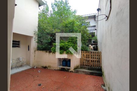 Quintal  de casa à venda com 3 quartos, 246m² em Vila Natalia, São Paulo