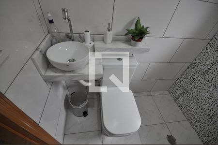 Banheiro de casa à venda com 2 quartos, 120m² em Parque Edu Chaves, São Paulo