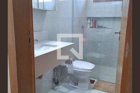 Quarto 01 - Banheiro da Suite de casa para alugar com 4 quartos, 1000m² em Setor Habitacional Vicente Pires, Brasília