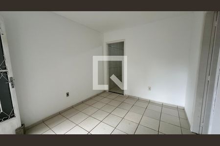 Sala de kitnet/studio para alugar com 1 quarto, 40m² em Vargem Pequena, Rio de Janeiro