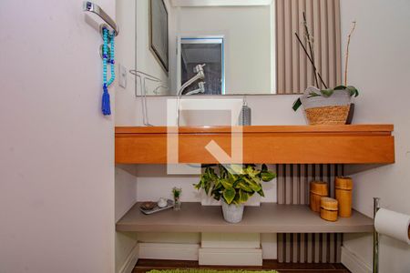 Lavabo de casa de condomínio à venda com 3 quartos, 210m² em Jardim Itu, Porto Alegre