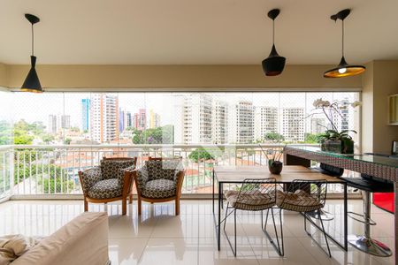 Varanda Gourmet de apartamento à venda com 4 quartos, 131m² em Jardim Avelino, São Paulo