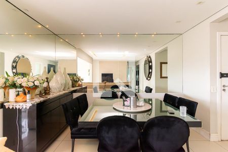 Sala de apartamento à venda com 4 quartos, 131m² em Jardim Avelino, São Paulo