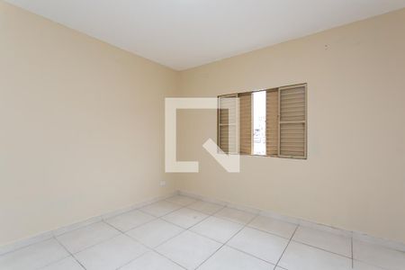 Quarto 1  de casa para alugar com 2 quartos, 73m² em Jardim das Camelias, São Paulo