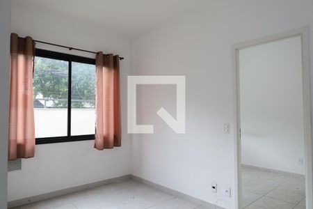 Apartamento à venda com 2 quartos, 34m² em Jurubatuba, São Paulo