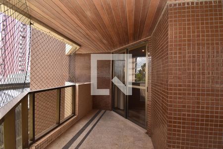 Sacada de apartamento para alugar com 4 quartos, 355m² em Cabral, Curitiba