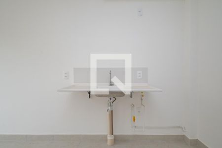 Studio de kitnet/studio para alugar com 1 quarto, 27m² em Jardim Itacolomi, São Paulo