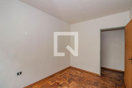 Quarto 1 de apartamento para alugar com 3 quartos, 70m² em Sarandi, Porto Alegre