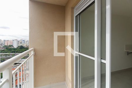 Varanda  de apartamento para alugar com 1 quarto, 38m² em Guaiauna, São Paulo