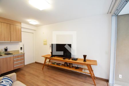 sala de estar de kitnet/studio para alugar com 1 quarto, 33m² em Vila Madalena, São Paulo