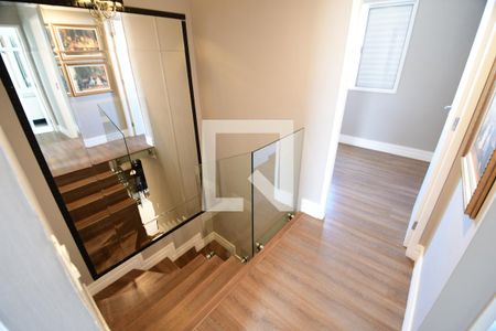 Escada de casa de condomínio para alugar com 3 quartos, 85m² em Parque Imperador, Campinas