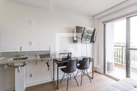 Sala/Cozinha de apartamento para alugar com 1 quarto, 30m² em Moema, São Paulo