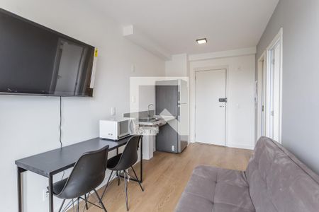 Sala/Cozinha de apartamento para alugar com 1 quarto, 30m² em Moema, São Paulo