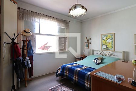 Quarto 1 de apartamento à venda com 2 quartos, 60m² em Petrópolis, Porto Alegre
