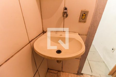 Banheiro 1 de casa à venda com 8 quartos, 440m² em Itaquera, São Paulo