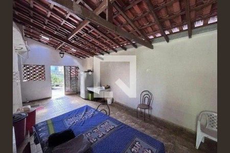 Casa à venda com 6 quartos, 411m² em Sagrada Família, Belo Horizonte