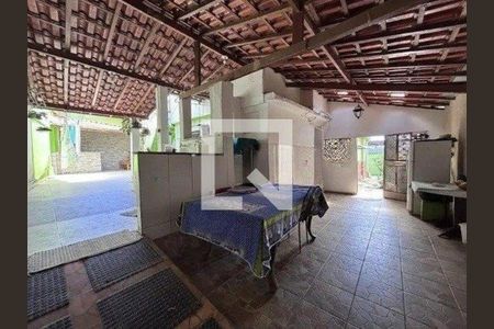 Casa à venda com 6 quartos, 411m² em Sagrada Família, Belo Horizonte