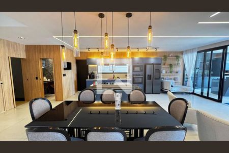 Casa à venda com 5 quartos, 500m² em Vargem Grande, Rio de Janeiro