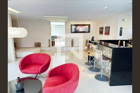 Casa à venda com 7 quartos, 850m² em Barra da Tijuca, Rio de Janeiro