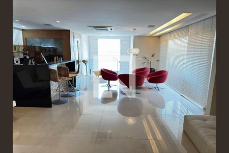 Casa à venda com 7 quartos, 850m² em Barra da Tijuca, Rio de Janeiro