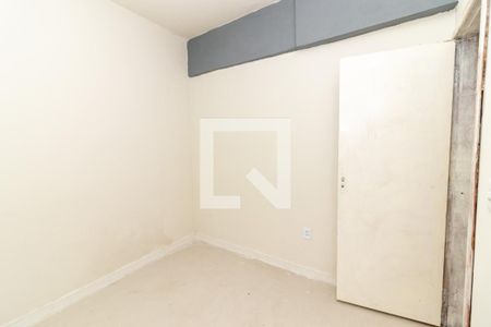 Quarto de casa para alugar com 1 quarto, 45m² em Cascadura, Rio de Janeiro