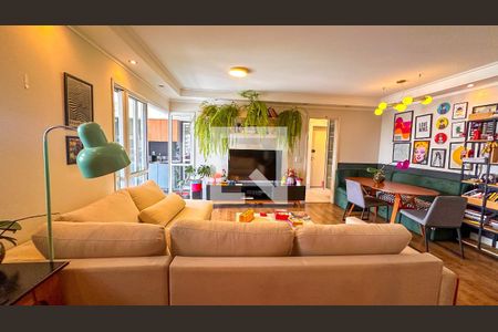 Sala de apartamento à venda com 2 quartos, 100m² em Santo Amaro, São Paulo