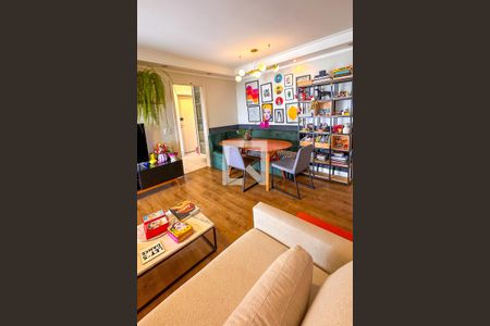 Sala de apartamento à venda com 2 quartos, 100m² em Santo Amaro, São Paulo