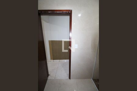 Banheiro  de casa para alugar com 2 quartos, 150m² em Jardim das Industrias, São José dos Campos