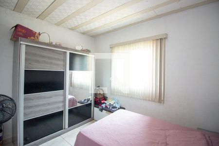 Quarto Suíte de casa à venda com 3 quartos, 160m² em Parque Xangri-lá, Contagem