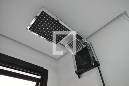 Banheiro de kitnet/studio para alugar com 1 quarto, 30m² em Vila Gustavo, São Paulo