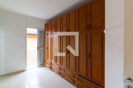 Suíte 1 de casa à venda com 2 quartos, 100m² em Vila Marari, São Paulo