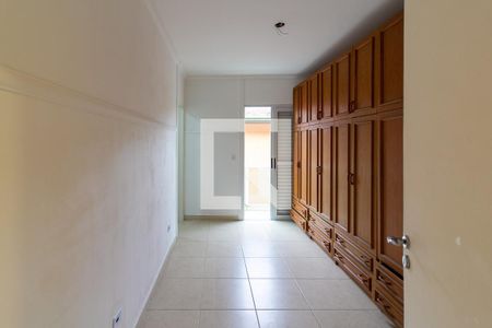 Suíte 1 de casa à venda com 2 quartos, 100m² em Vila Marari, São Paulo