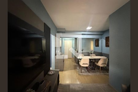 Sala de apartamento à venda com 3 quartos, 73m² em Jardim Tupanci, Barueri