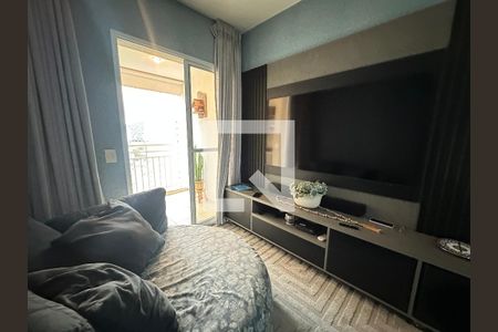 Sala de apartamento à venda com 3 quartos, 73m² em Jardim Tupanci, Barueri