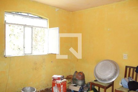 Sala de casa de condomínio à venda com 3 quartos, 80m² em Taquara, Rio de Janeiro