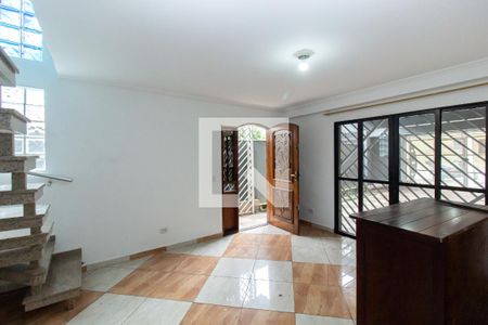 Sala de casa para alugar com 2 quartos, 256m² em Vila Jacuí, São Paulo