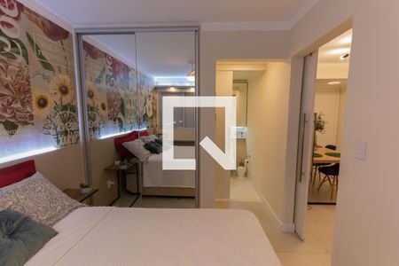 Quarto de apartamento à venda com 1 quarto, 55m² em Cambuí, Campinas