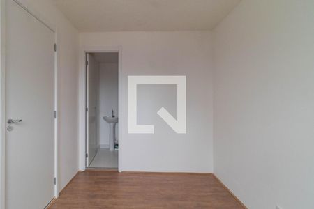 Suíte de apartamento para alugar com 1 quarto, 24m² em Parque Industrial Tomas Edson, São Paulo