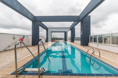 Piscina de kitnet/studio para alugar com 1 quarto, 40m² em Vila Mogilar, Mogi das Cruzes