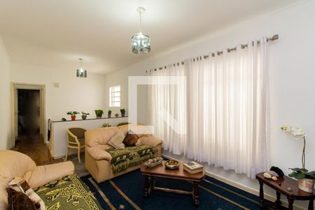 Sala de casa à venda com 3 quartos, 200m² em Itaquera, São Paulo