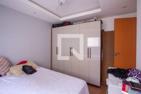 Quarto 2 de apartamento para alugar com 2 quartos, 54m² em Vila Lage, São Gonçalo