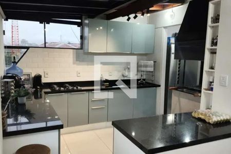 Cozinha de apartamento à venda com 2 quartos, 85m² em Santana, Porto Alegre