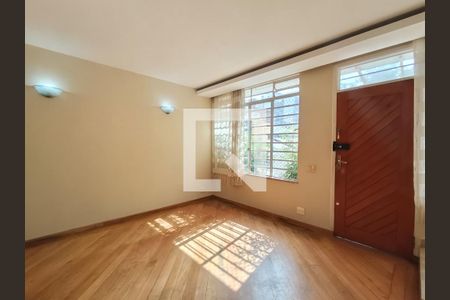 Casa para alugar com 3 quartos, 130m² em Vila Clementino, São Paulo