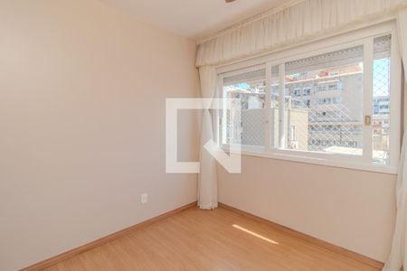 Quarto 2 de apartamento para alugar com 2 quartos, 75m² em Menino Deus, Porto Alegre