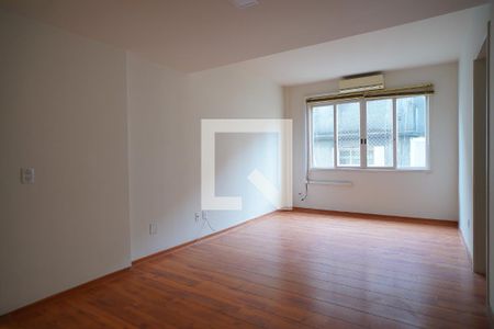 Sala de apartamento para alugar com 2 quartos, 82m² em Floresta, Porto Alegre