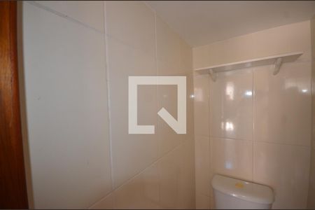 Lavabo de apartamento para alugar com 2 quartos, 120m² em Bento Ribeiro, Rio de Janeiro