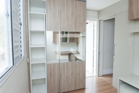 quarto 1 de casa de condomínio para alugar com 4 quartos, 176m² em Buritis, Belo Horizonte