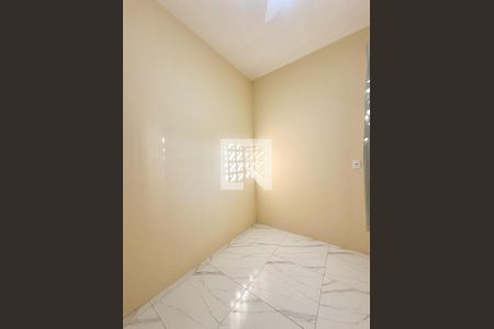 Quarto 2 de apartamento para alugar com 2 quartos, 32m² em São João do Rio Vermelho, Florianópolis