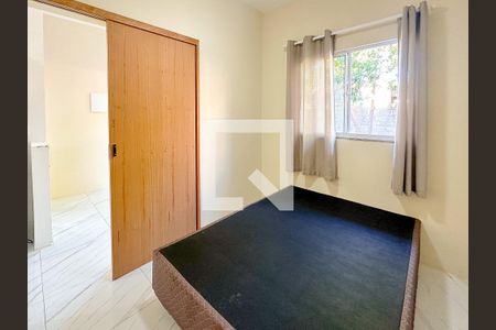Quarto 1 de apartamento para alugar com 2 quartos, 32m² em São João do Rio Vermelho, Florianópolis