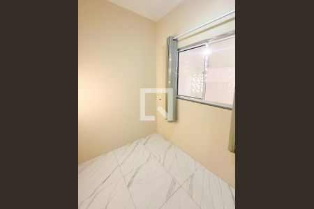 Quarto 2 de apartamento para alugar com 2 quartos, 32m² em São João do Rio Vermelho, Florianópolis